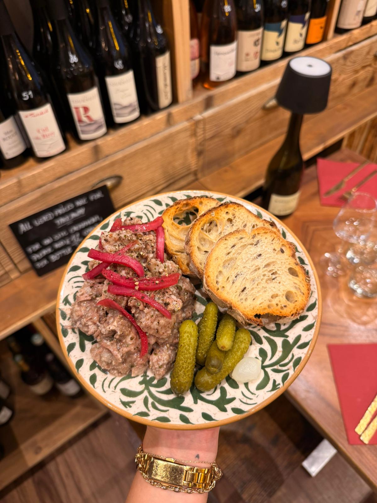 Terrine de porc au vin rouge du Fromager, cornichons